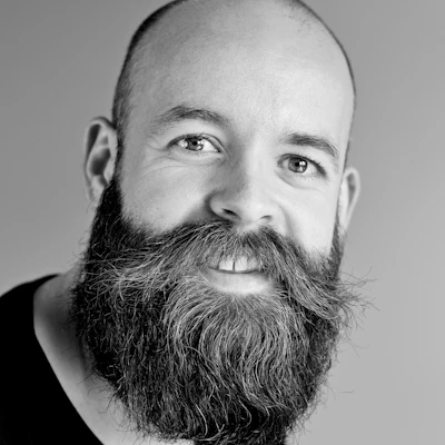 Robert Martinez profile